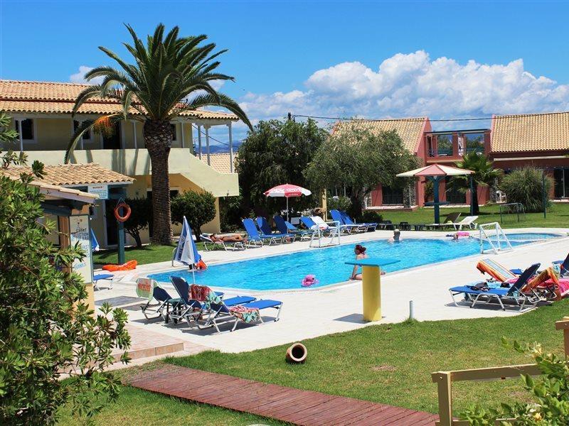 Royal Garden Apartments Kávos Zewnętrze zdjęcie